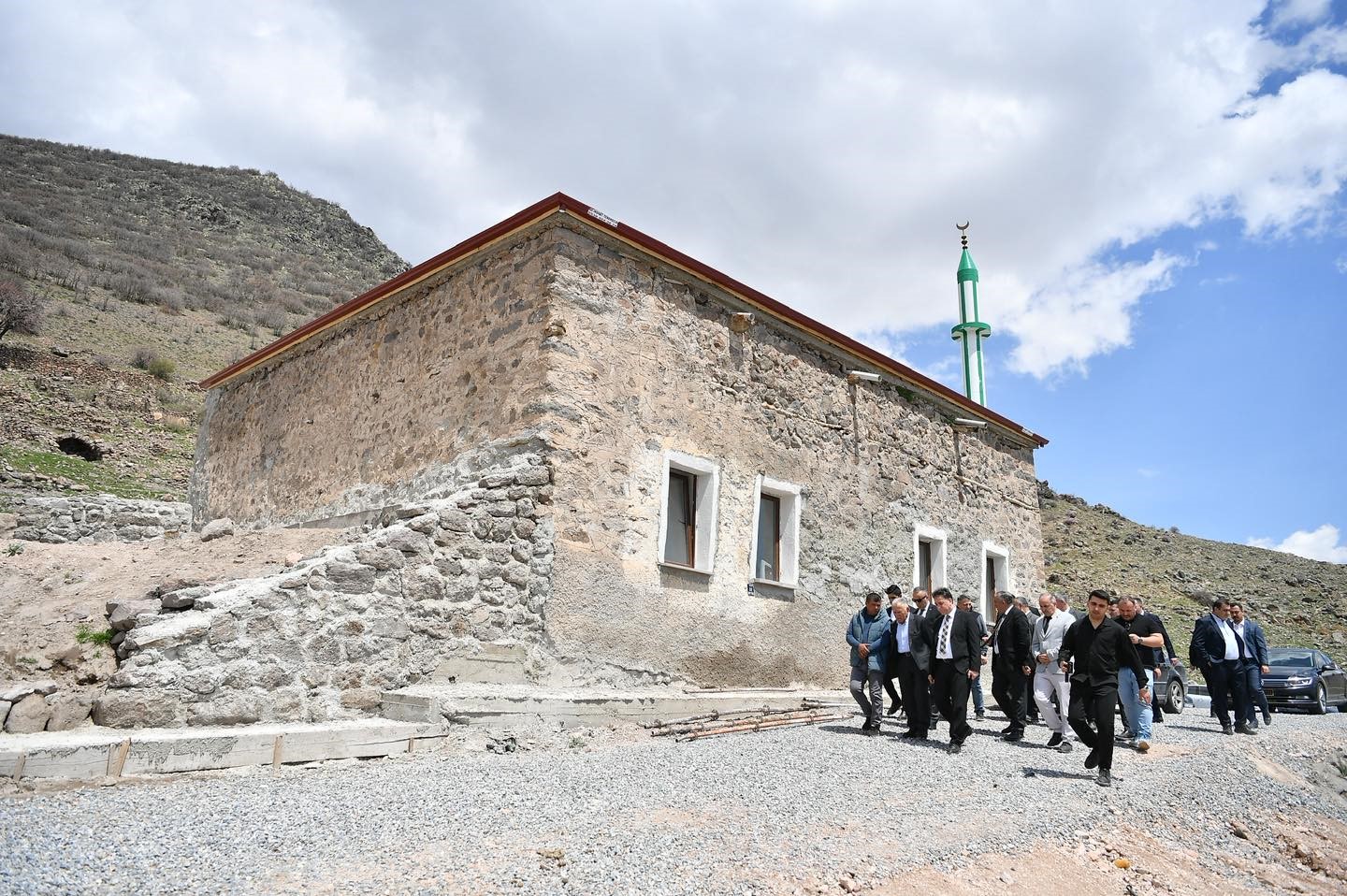 Seyyid Abdul İlyas Hazretleri türbesi restore ediliyor
?v=1