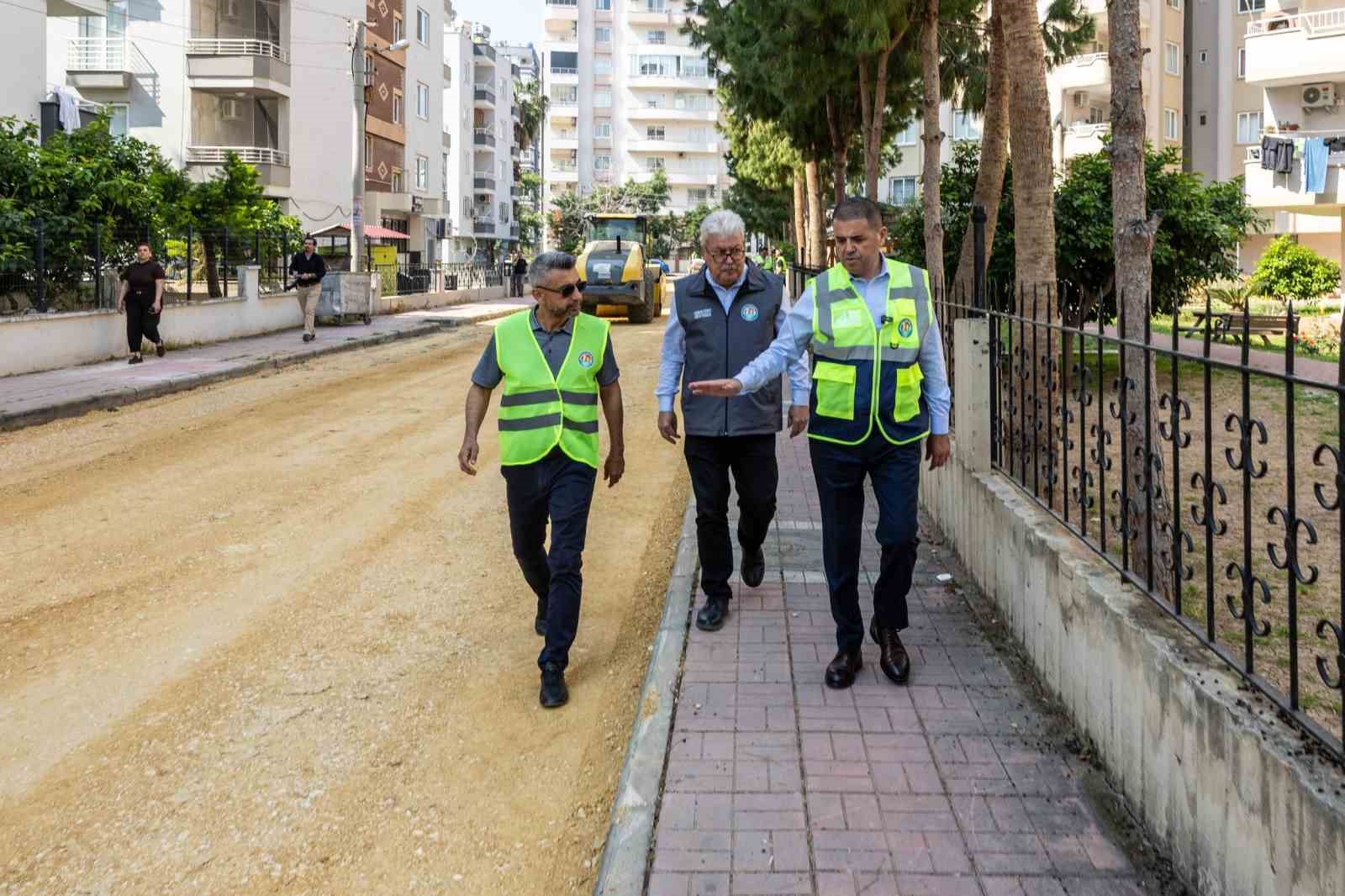 Mezitli’de yol çalışmaları altyapıyla birlikte yenileniyor
?v=1