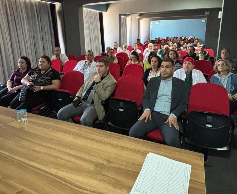 Söke’de sağlık çalışanlarına  mesleki sorumluluk  eğitimi
?v=1