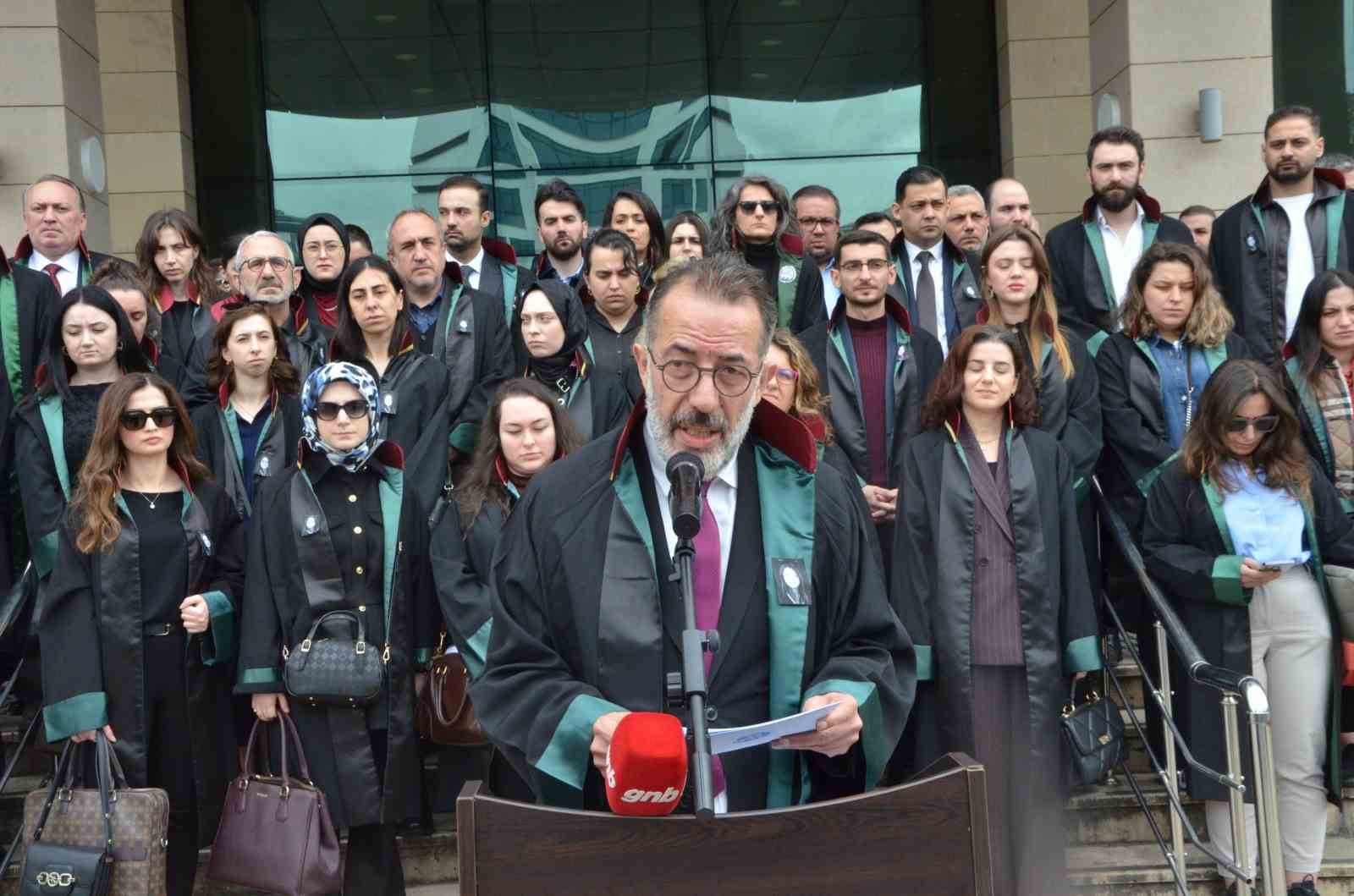 Bursa’daki avukat cinayetine Trabzon Barosu’ndan kınama
?v=1