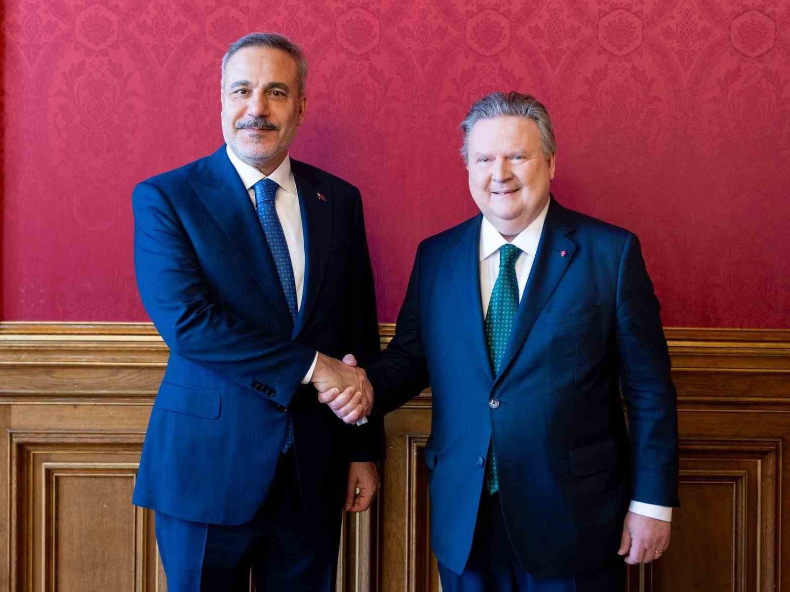 Dışişleri Bakanı Fidan, Viyana Eyalet Başbakanı Ludwig ile bir araya geldi
?v=1