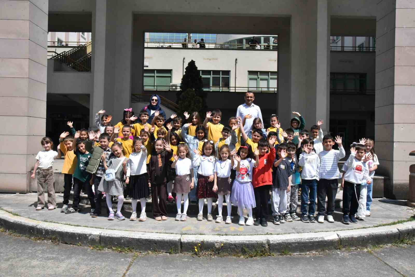 Öğrenciler dondurulmuş hayvan müzesini yakından inceledi
?v=1