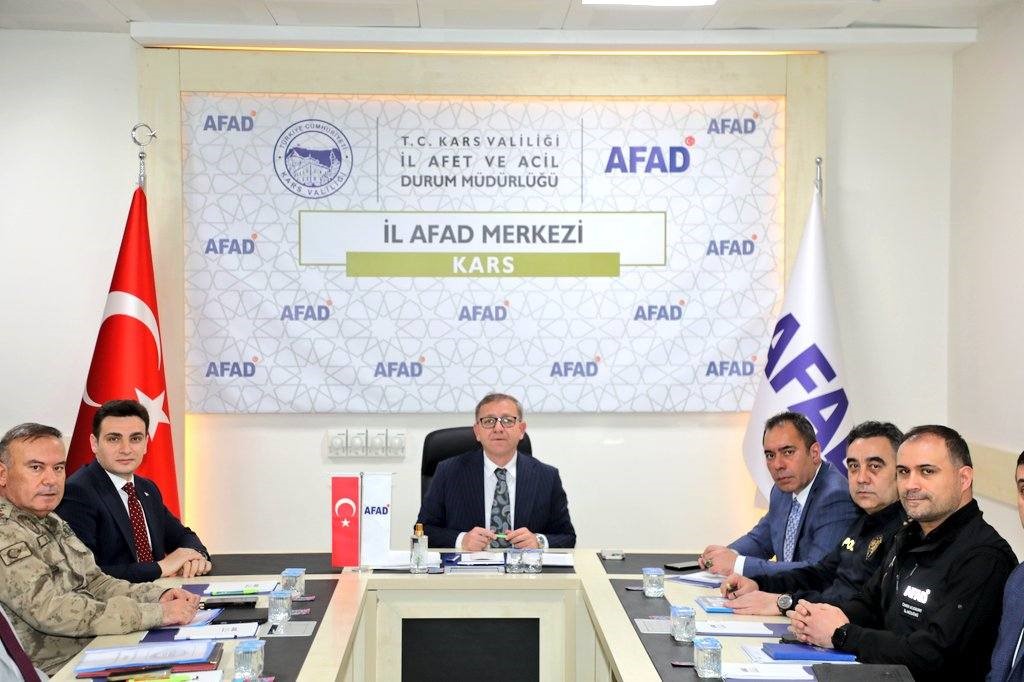Kars’ta afetlere karşı hazırlık masaya yatırıldı
?v=1
