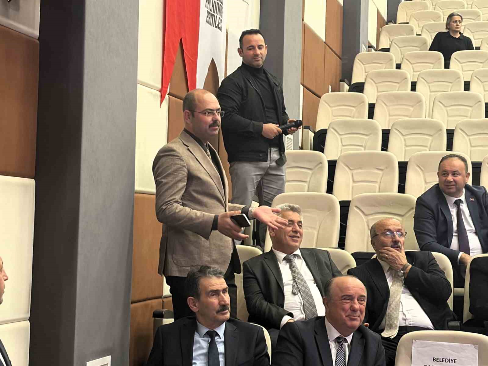 Başkan Kavaklıgil, Tosya’daki maden arama sürecini gündeme taşıdı
?v=1