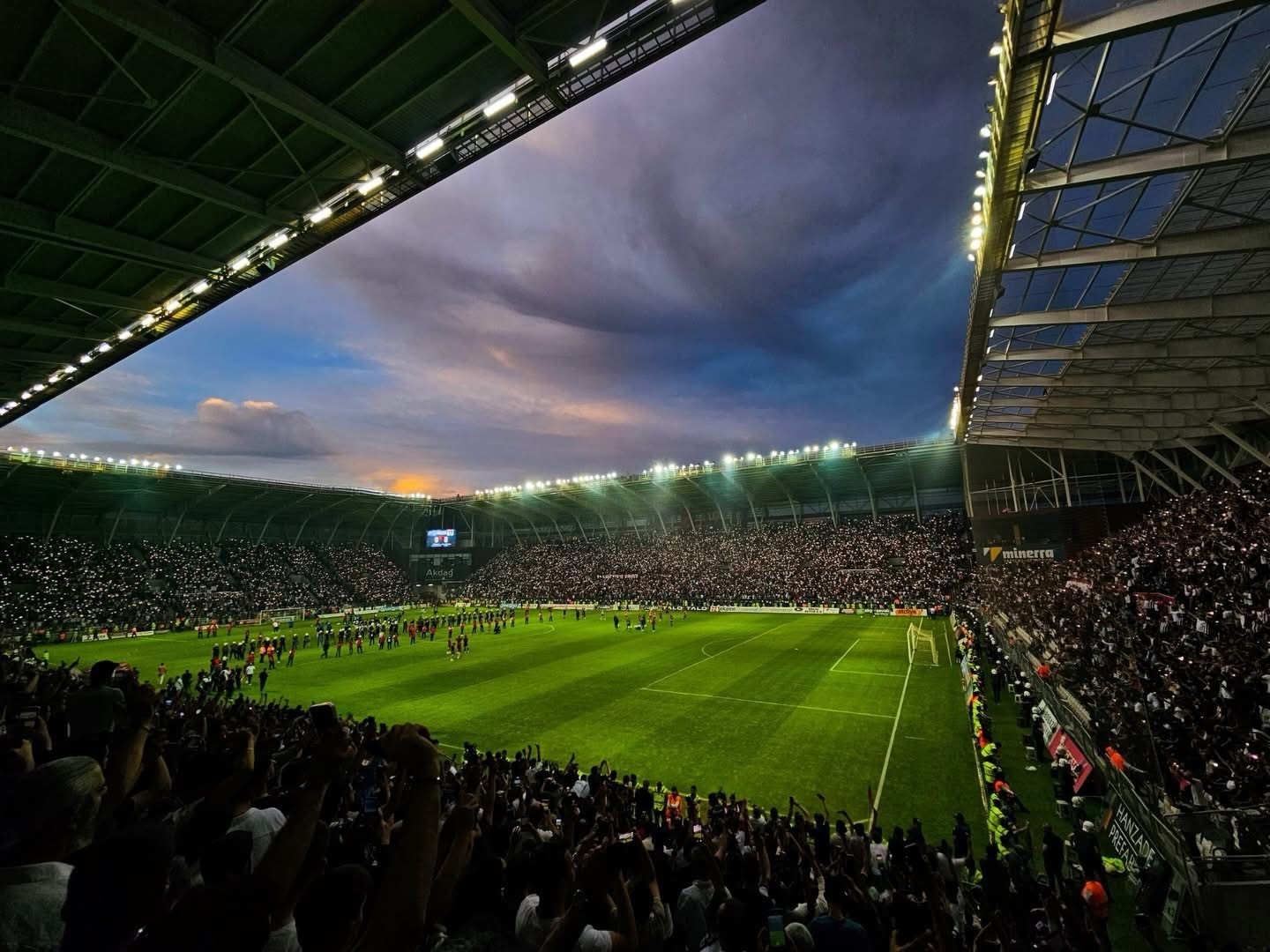 Elazığspor’dan bilet satışı açıklaması
?v=1