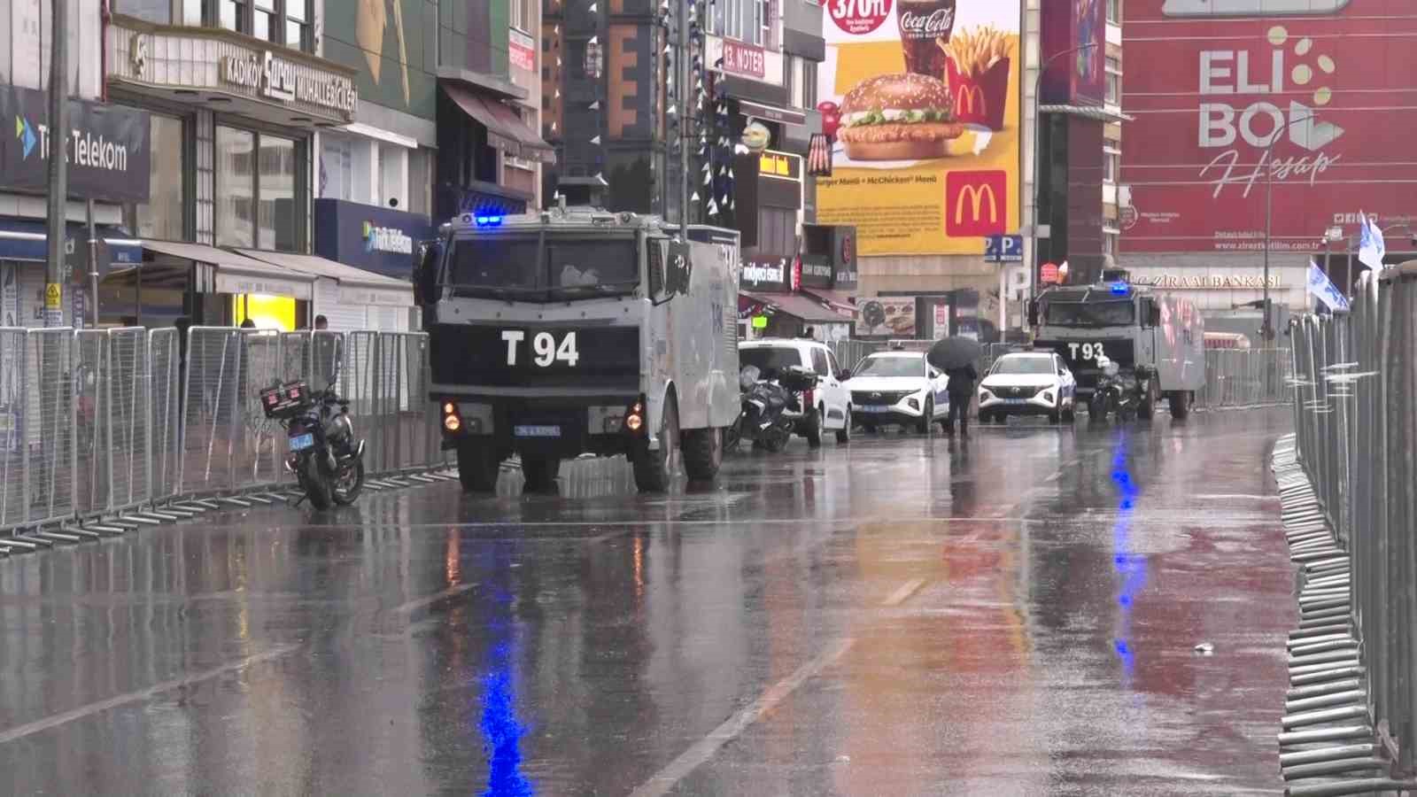 1 Mayıs kutlamalarının merkezi Kadıköy’de yoğun güvenlik önlemi
?v=1