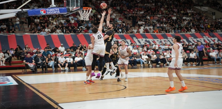 Konya Büyükşehir Basketbol Tat Vermedi?v=1