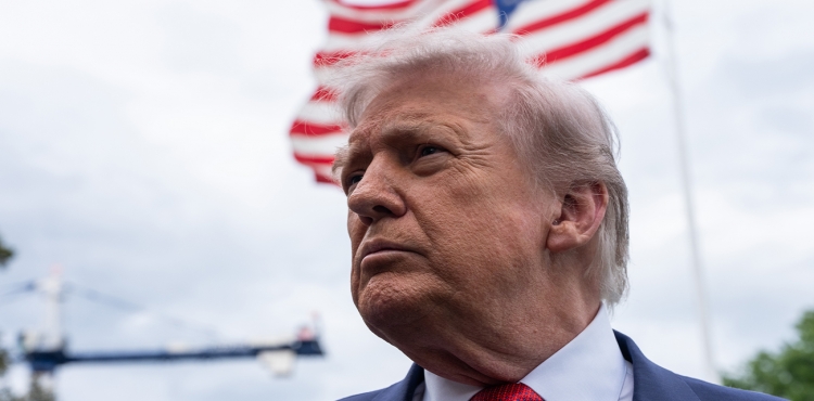 Trump İranlılar bize gülüyorlardı,artık gülemeyecekler?v=1
