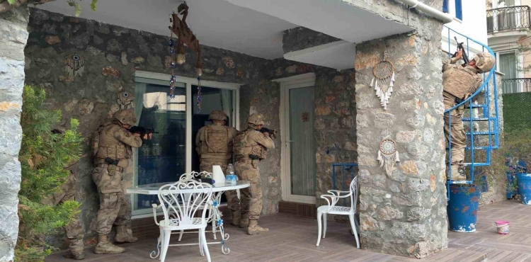 Seydikemer Merkezli Daltonlar Operasyonu12 Şüpheli Yakalandı?v=1