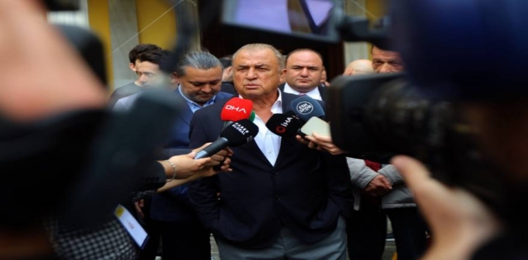 Fatih Terim Doğru bir şeye karar verilmesi lazım?v=1