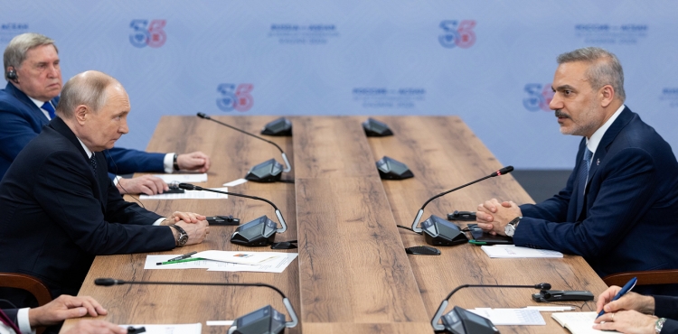 Bakan Fidan, Rusya Devlet Başkanı Putin İle Görüştü?v=1