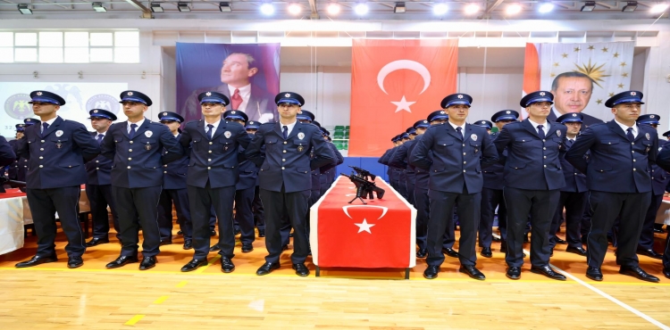 Konya'da Eğitimini Tamamlayan 169 Polis Adayı Mezun Oldu?v=1