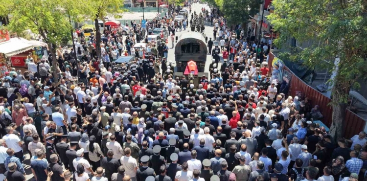 Pençe-Kilit Şehidi Abdurrahman Hilal Son Yolculuğuna Uğurlandı