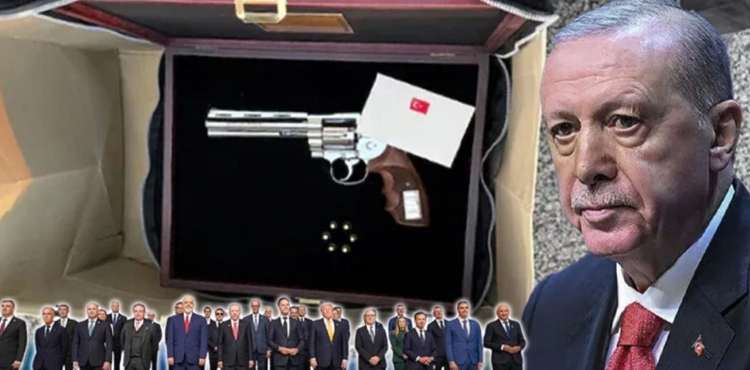 Erdoğan NATO Liderlerine Hediye