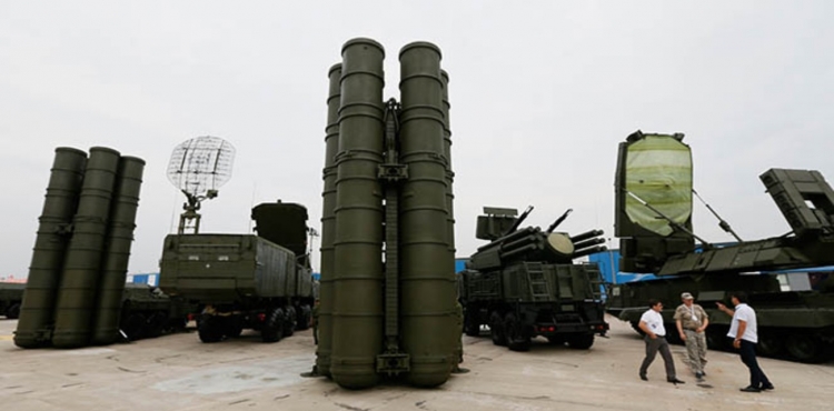 Kremlin: S-400'lerin Üçüncü Ülkelere Satışı Rusya İle Türkiye Temas Halinde?v=1