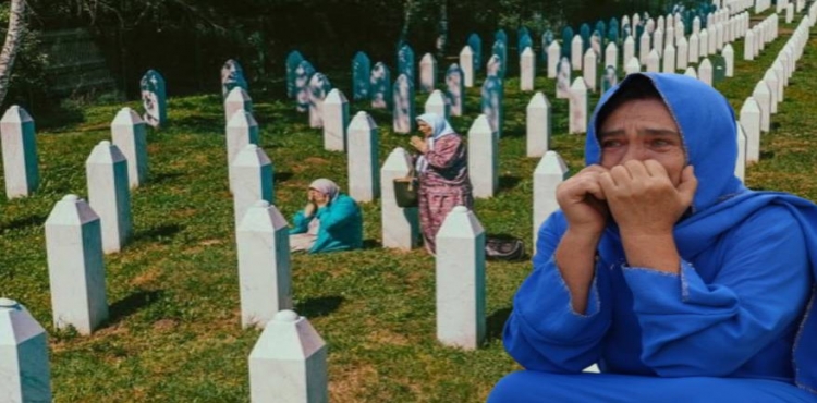 Srebrenitsa Soykırımının 31. Yıl Dönümü: 10 Cenaze Daha Toprağa Verildi