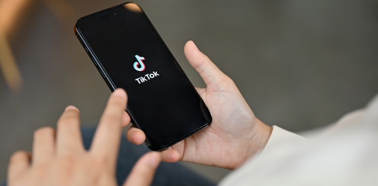 İngiltere Çocuk Güvenliği Konusunda Tiktok Hakkında Soruşturma Başlattı?v=1