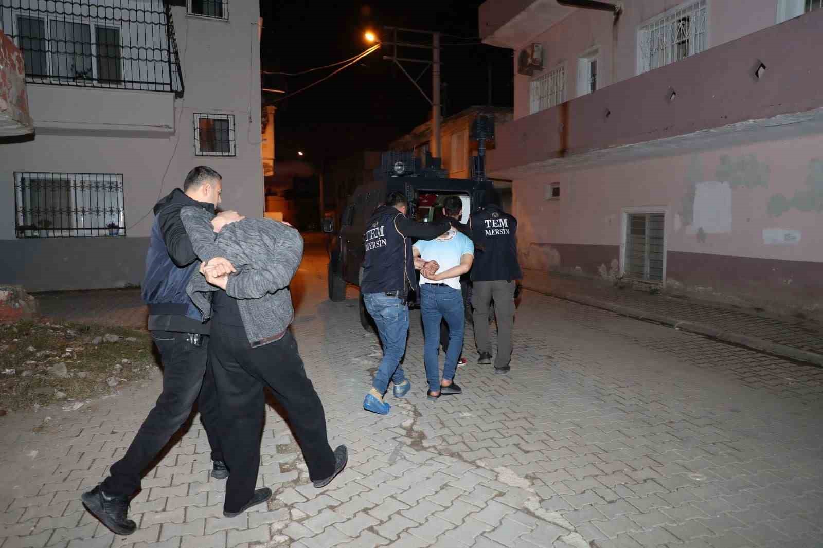 Mersin’de PKK/KCK ve FETÖ/PDY operasyonu: 10 gözaltı
