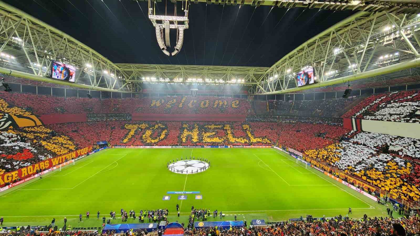 Galatasaray - Manchester United maçını 51 bin 741 taraftar izledi
