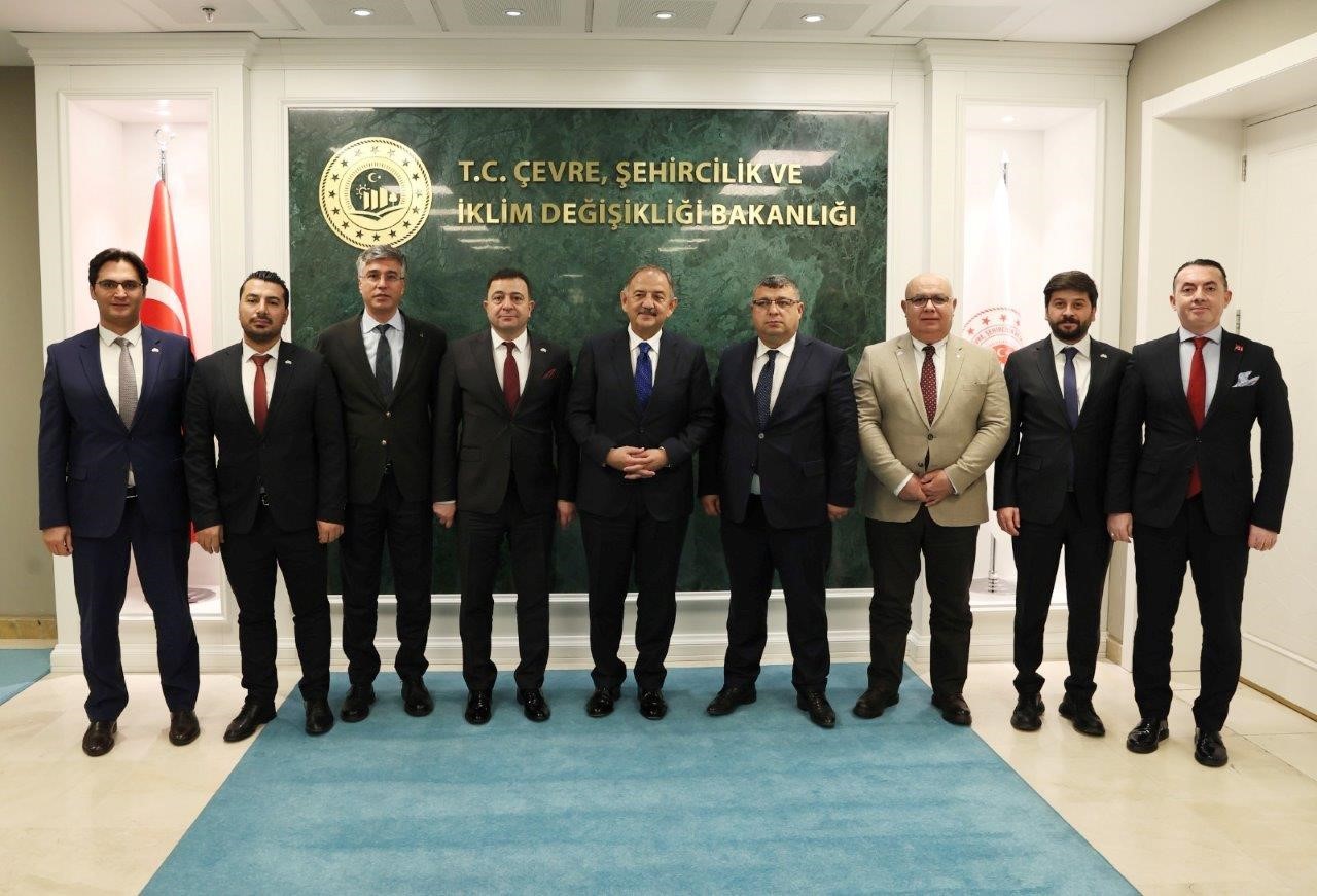 Kayseri OSB Yönetimi, Bakan Özhaseki’yi ziyaret etti
