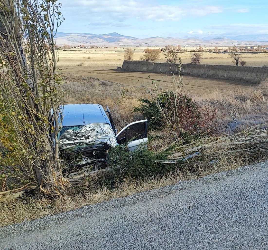 Afyonkarahisar’da trafik kazası: 5 yaralı
