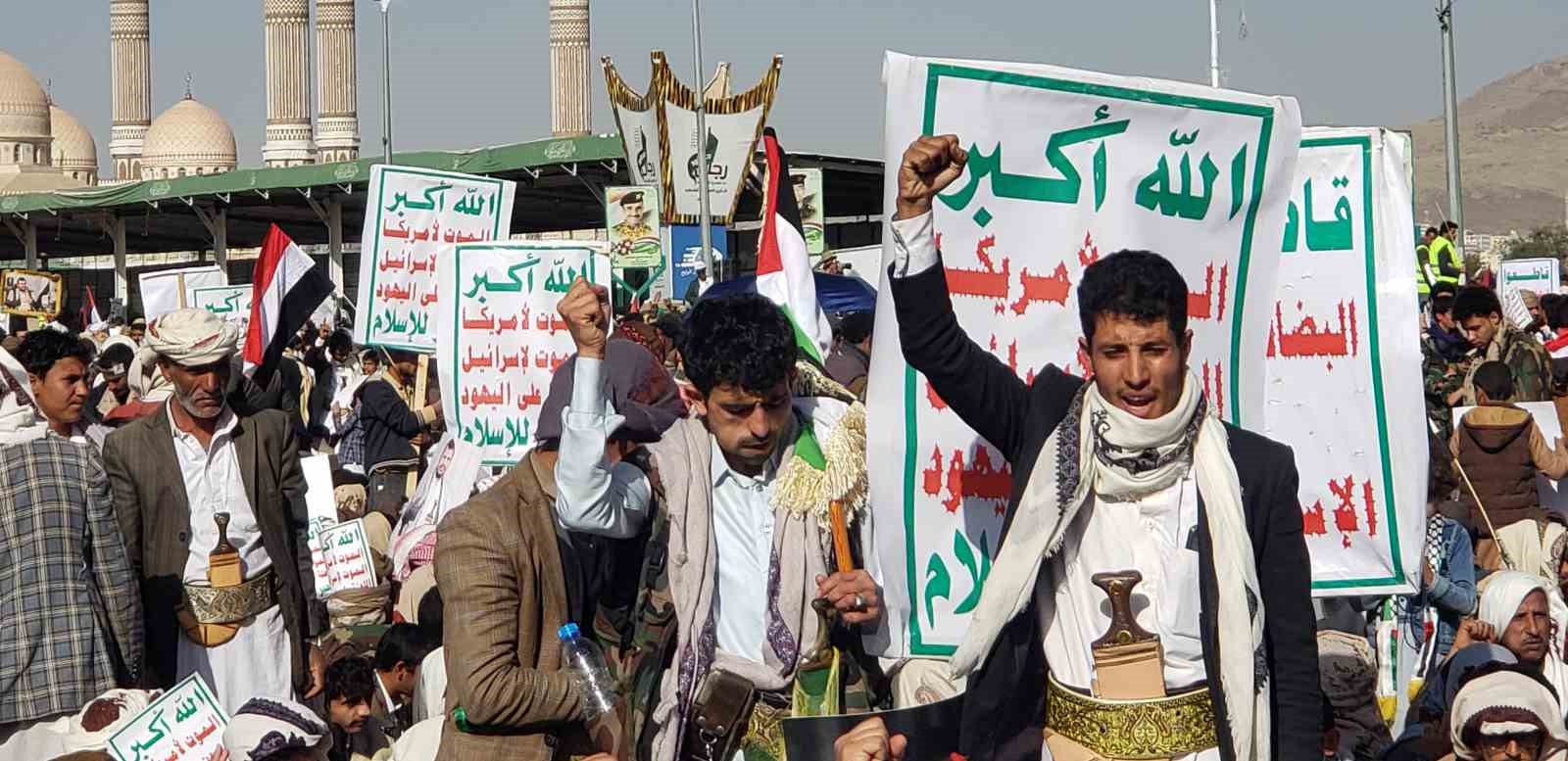 Yemen’de ABD ve İngiltere’nin saldırıları protesto edildi
