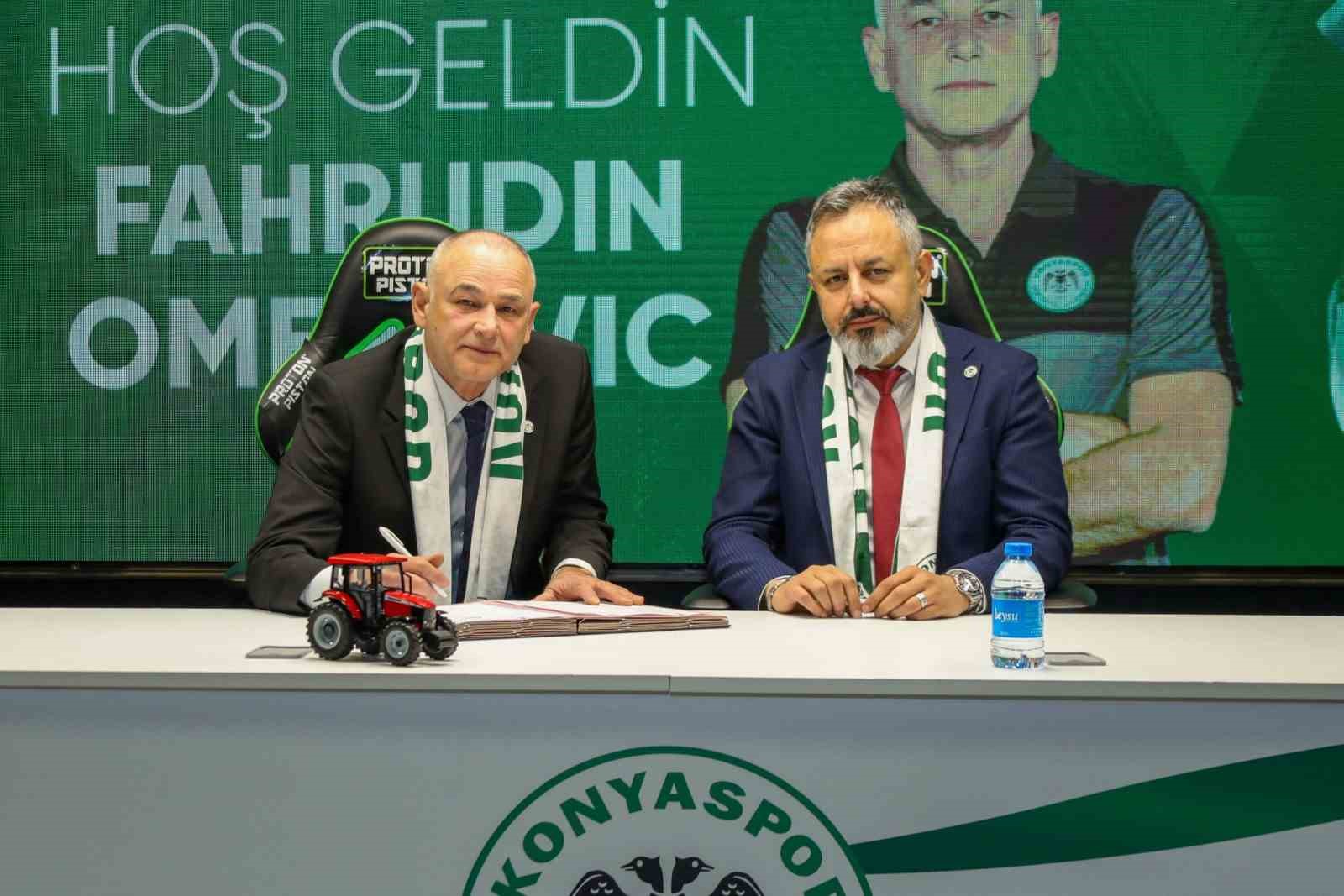 Konyaspor, teknik direktör Fahrudin Omerovic ile resmi sözleşme imzaladı
