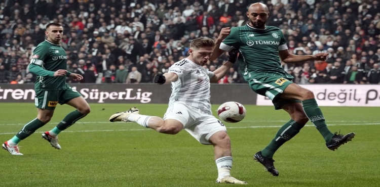 Trendyol Süper Lig: Beşiktaş: 0 - Konyaspor: 0 (İlk yarı)