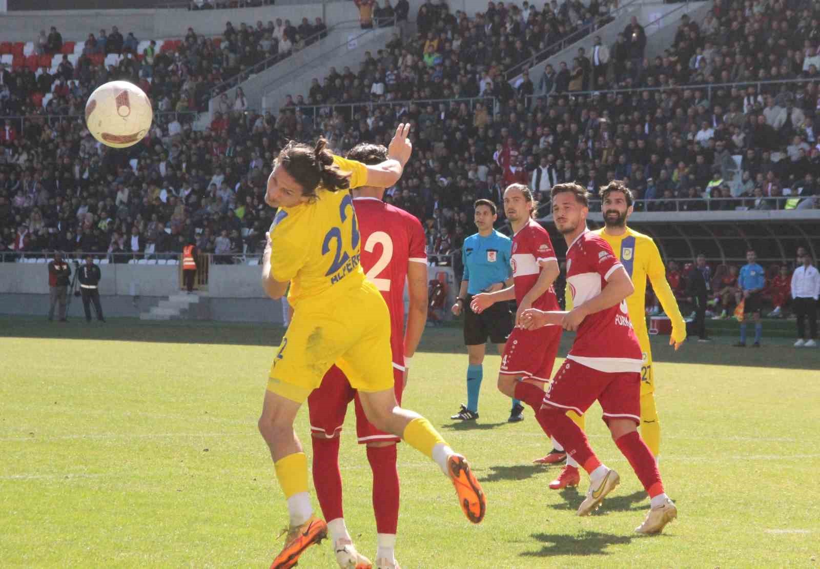 TFF 2. Lig: Karaman FK: 2 - Belediye Derincespor: 0
