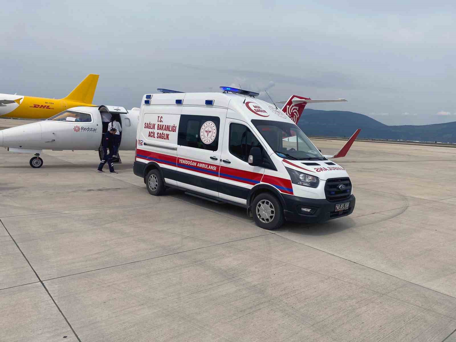2 günlük bebek Hava Ambulans Uçak ile İstanbul’a sevk edildi
