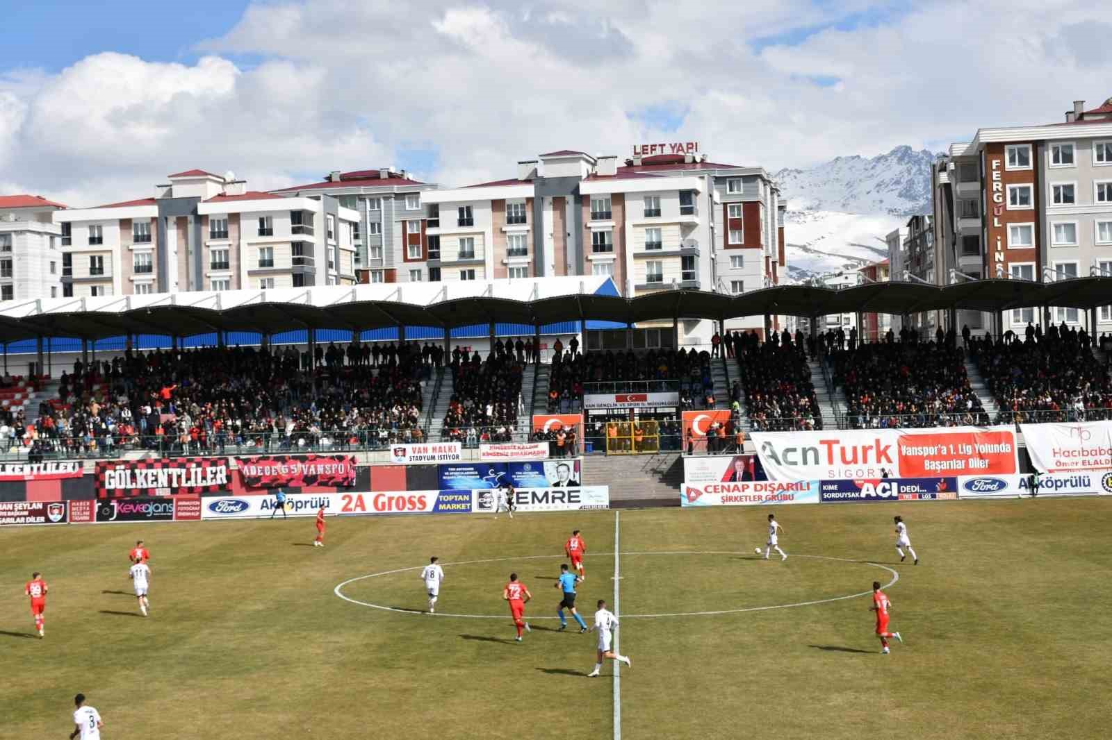 TFF 2. Lig: Vanspor FK: 3 - Yeni Mersin İdmanyurdu: 0
