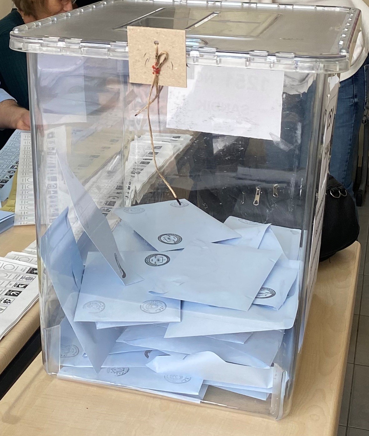 Alaşehir’de bir mahallede seçimler iptal edildi
