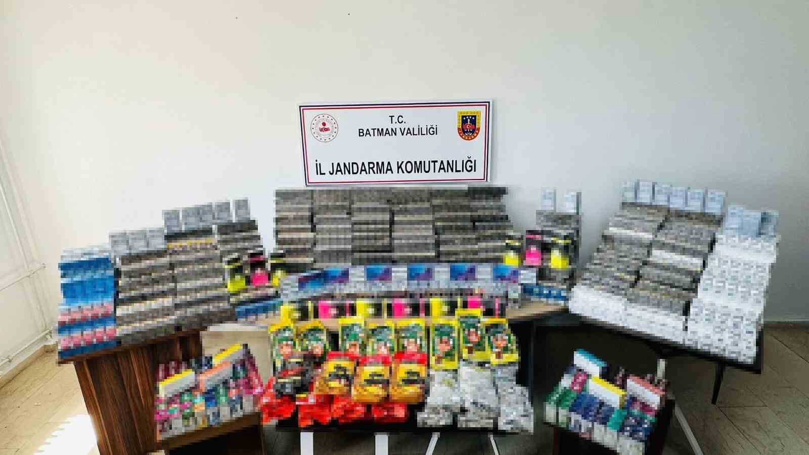 Jandarmadan kaçakçılık operasyonu: 16 bin paket sigara ele geçirildi
