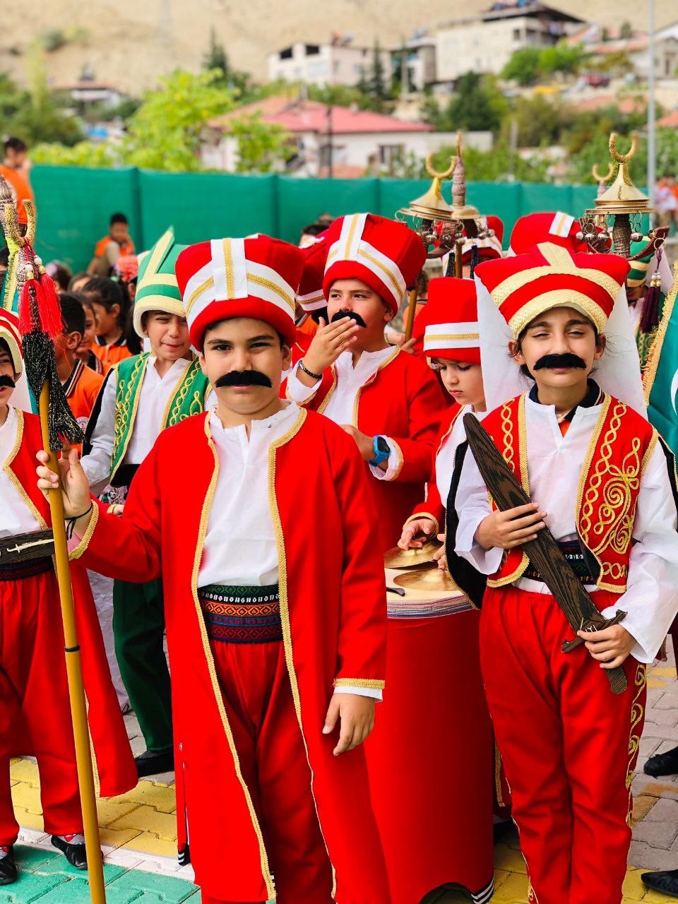 Malatya’da bir ilki gerçekleştirip okul mehteran takımı kurdular
