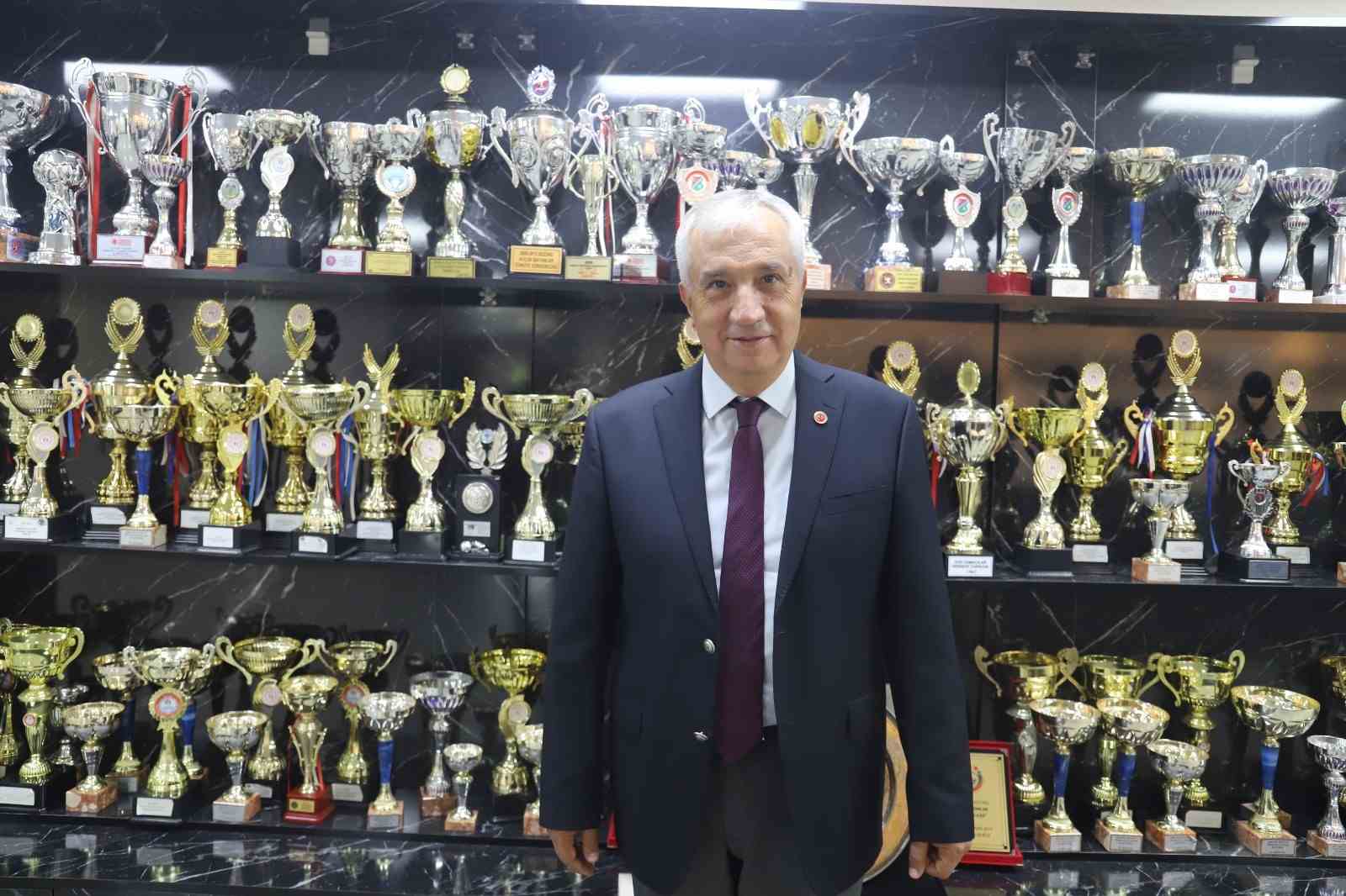 Turgutlu Belediyespor’da Hüseyin Maliz dönemi başladı
