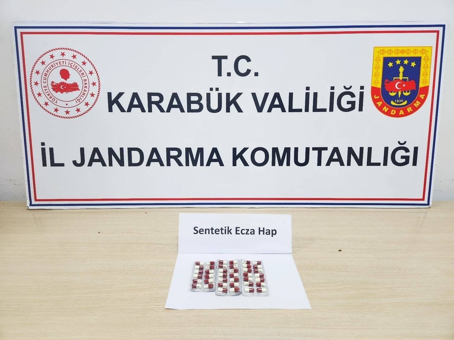 Karabük’te 40 adet sentetik hap ele geçirildi
