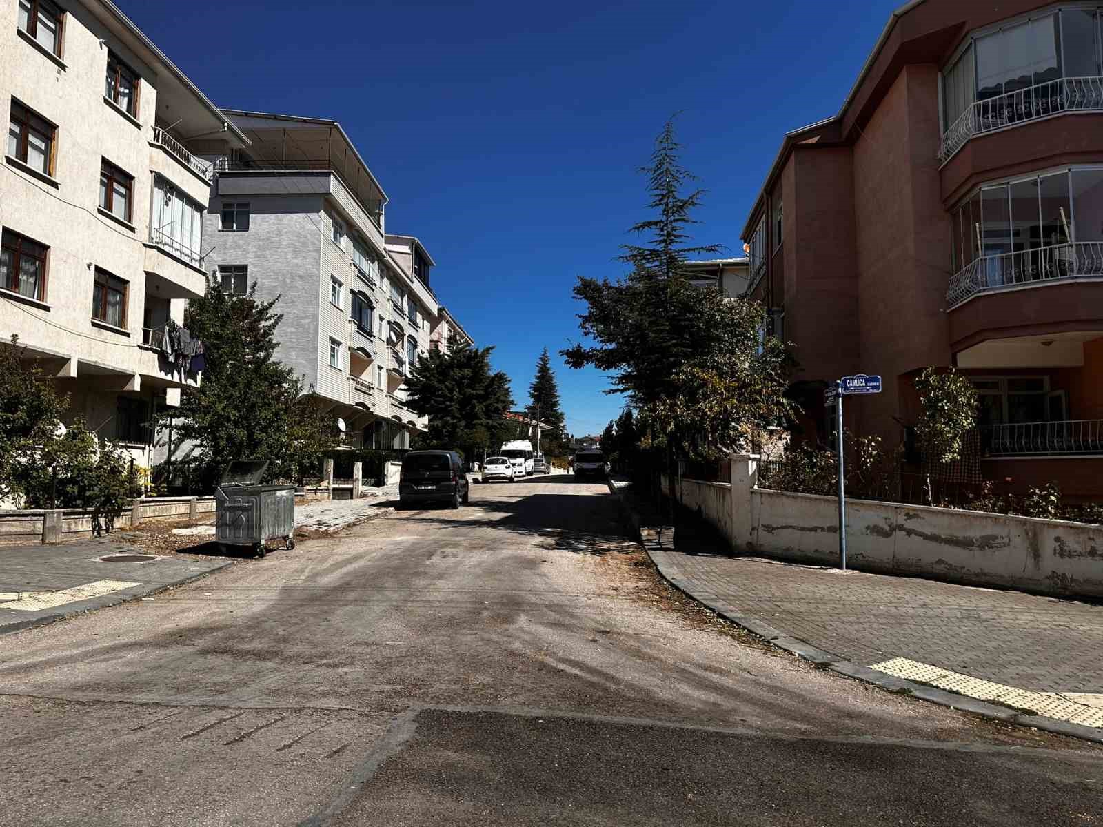 Halı çırparken çıkan tartışma ölümle sonuçlandı: 1 ölü, 1 yaralı
