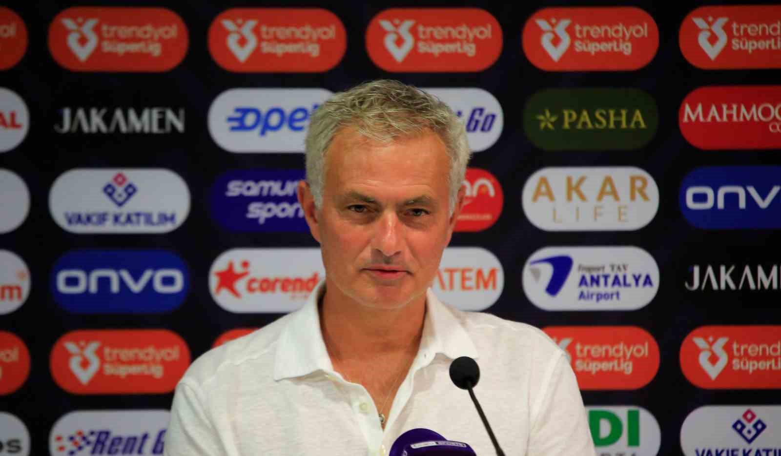 Jose Mourinho:  Oyuncuların benim istediğim konsepti anlaması önemli 
