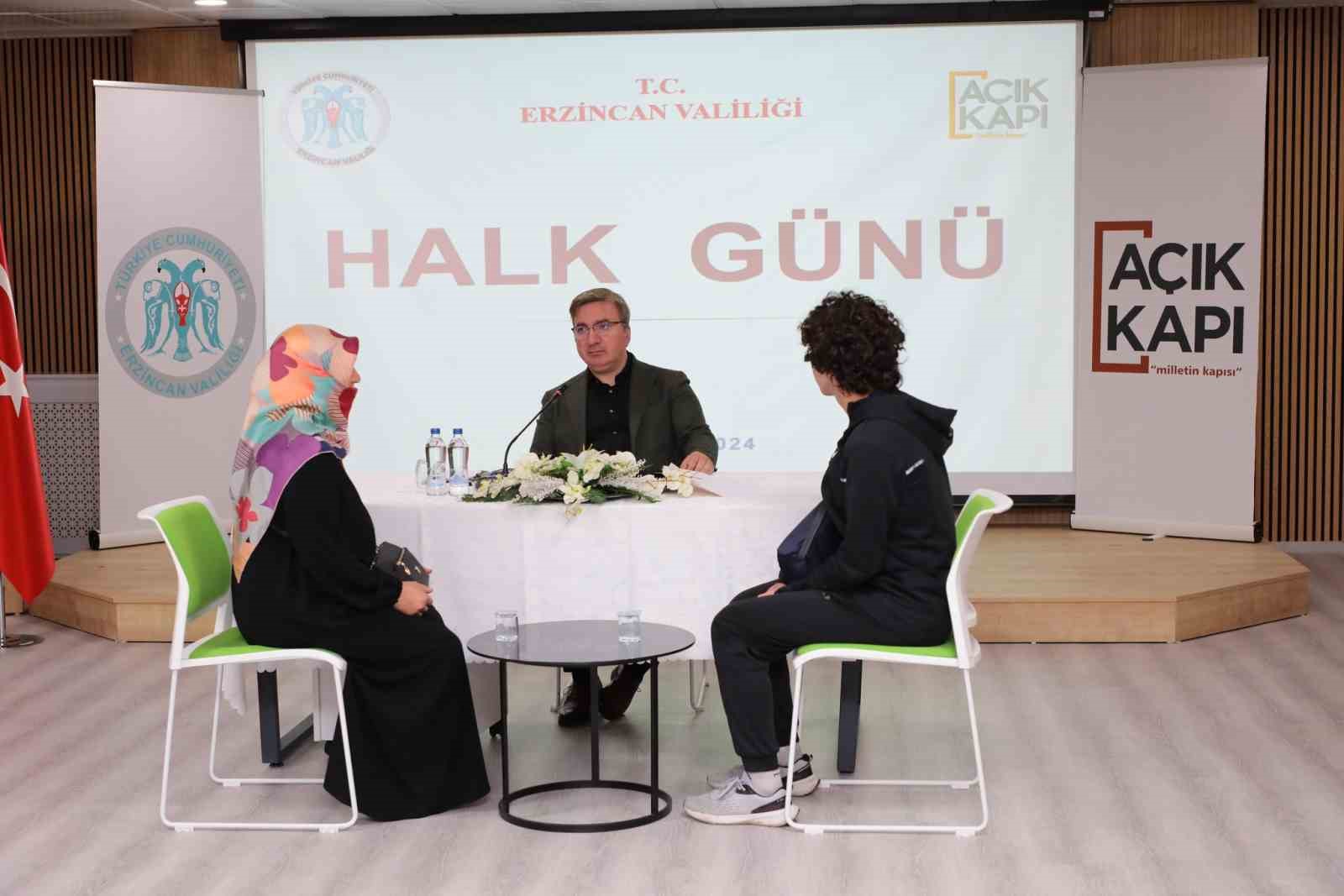 Vali Aydoğdu,  Halk Günü nde 40 vatandaşı dinledi
