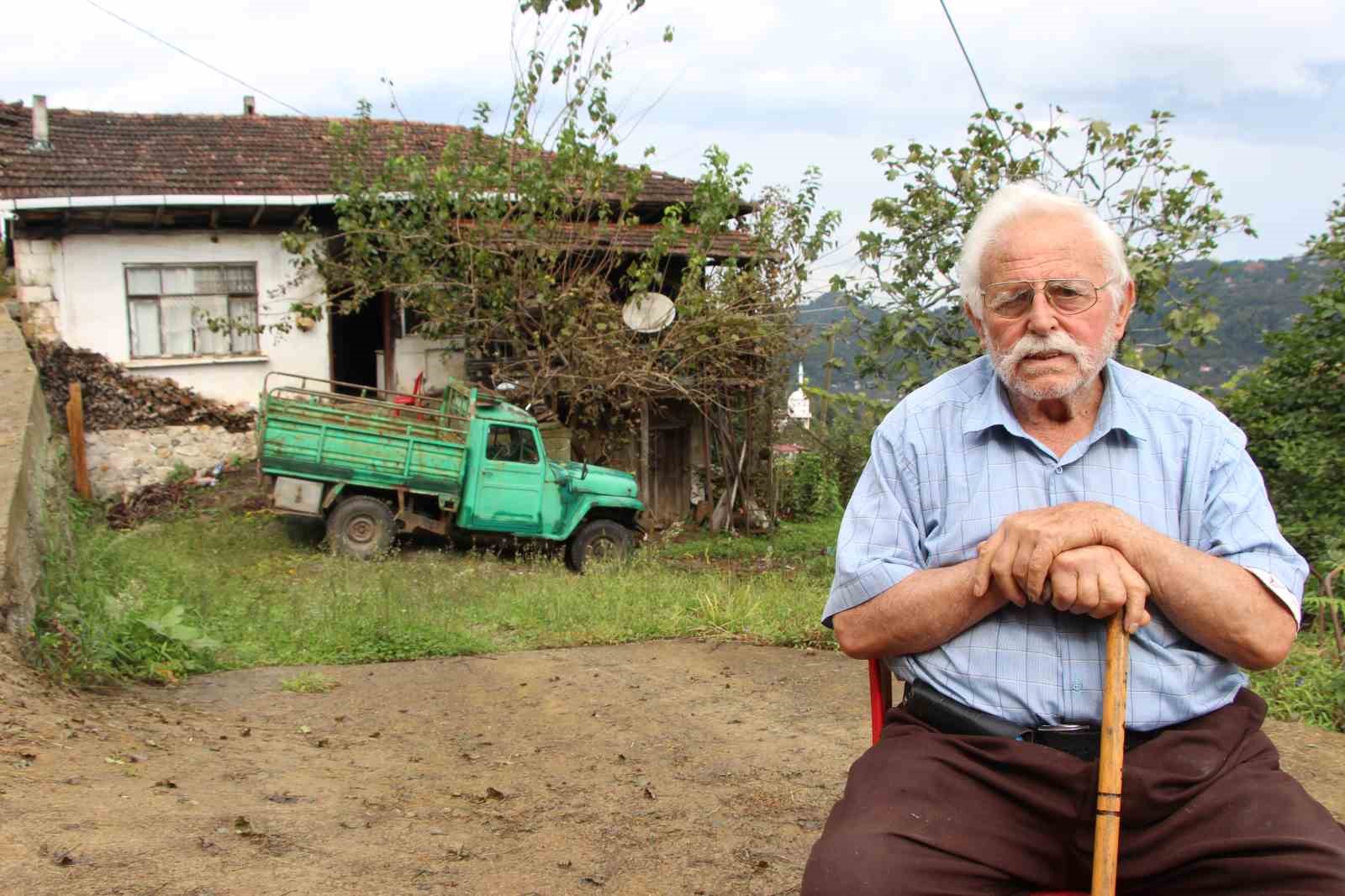 93 yaşındaki Dursun Dede’nin ilginç vasiyeti
