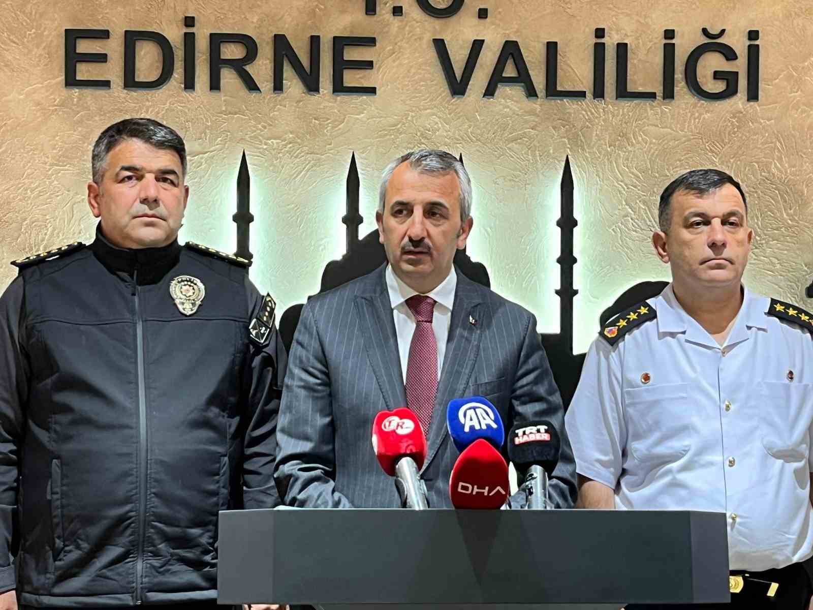 Vali Sezer:  Edirne göçmen rotası olmaktan çıktı 
