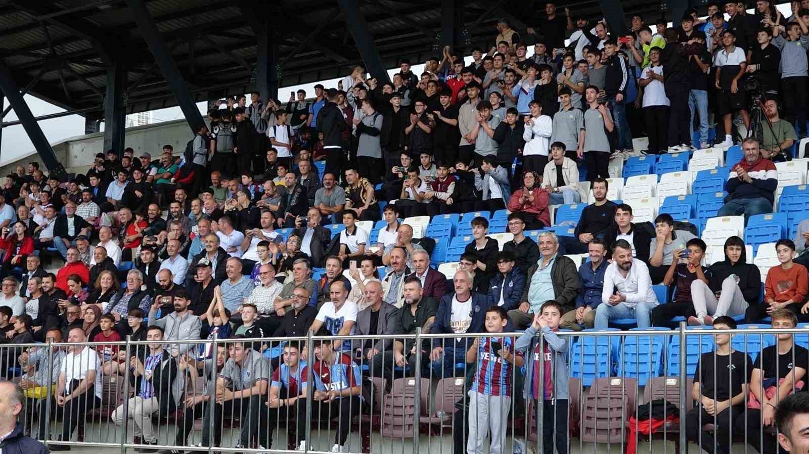 Trabzon’da  Efsanelerle yeniden  futbol turnuvası
