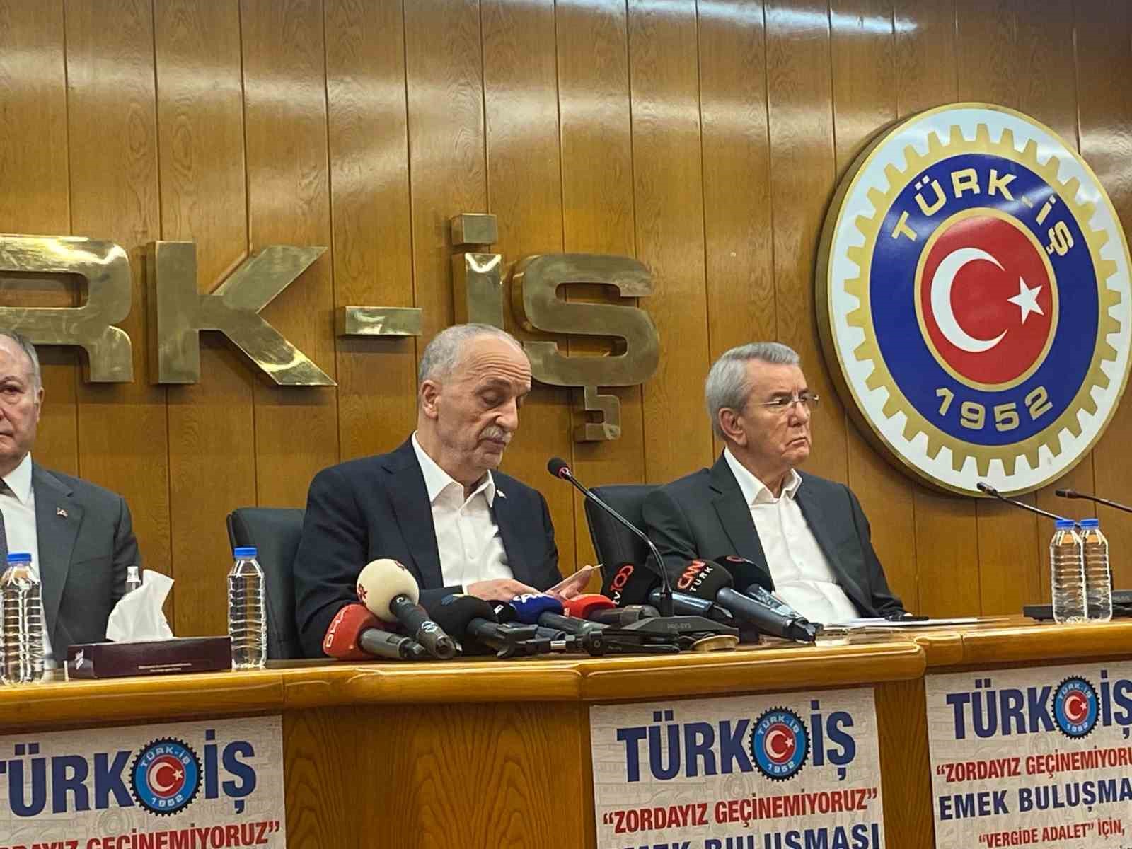 TÜRK-İŞ Genel Başkanı Atalay: “Anayasa değişikliğine hiç kimsenin ihtiyacı yoksa işçinin, işsizin, kadının, çocuğun ihtiyacı var 
