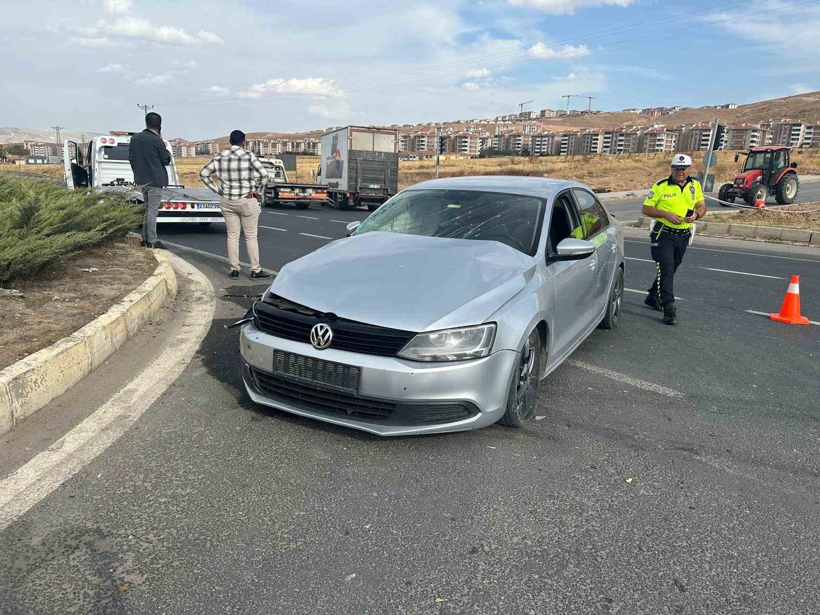 Elazığ’da trafik kazası: 2 yaralı
