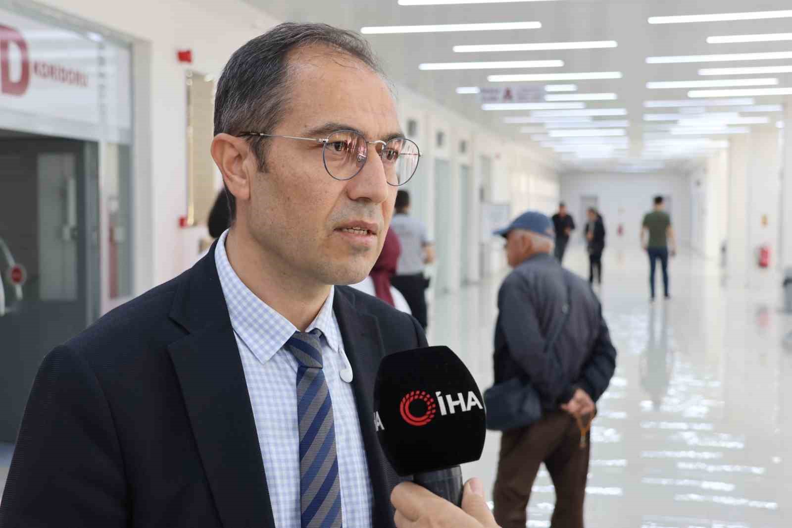 İl Sağlık Müdürü Erşan:  Risk grubundaki vatandaşlarımızı tesislerimize bekliyoruz 
