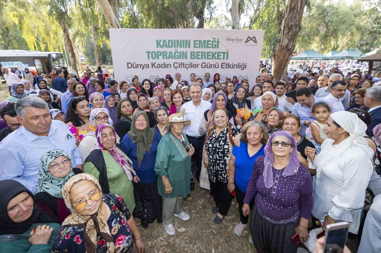 Seçer:  Ülke kalkınacaksa başta kadınlarla kalkınacak 
