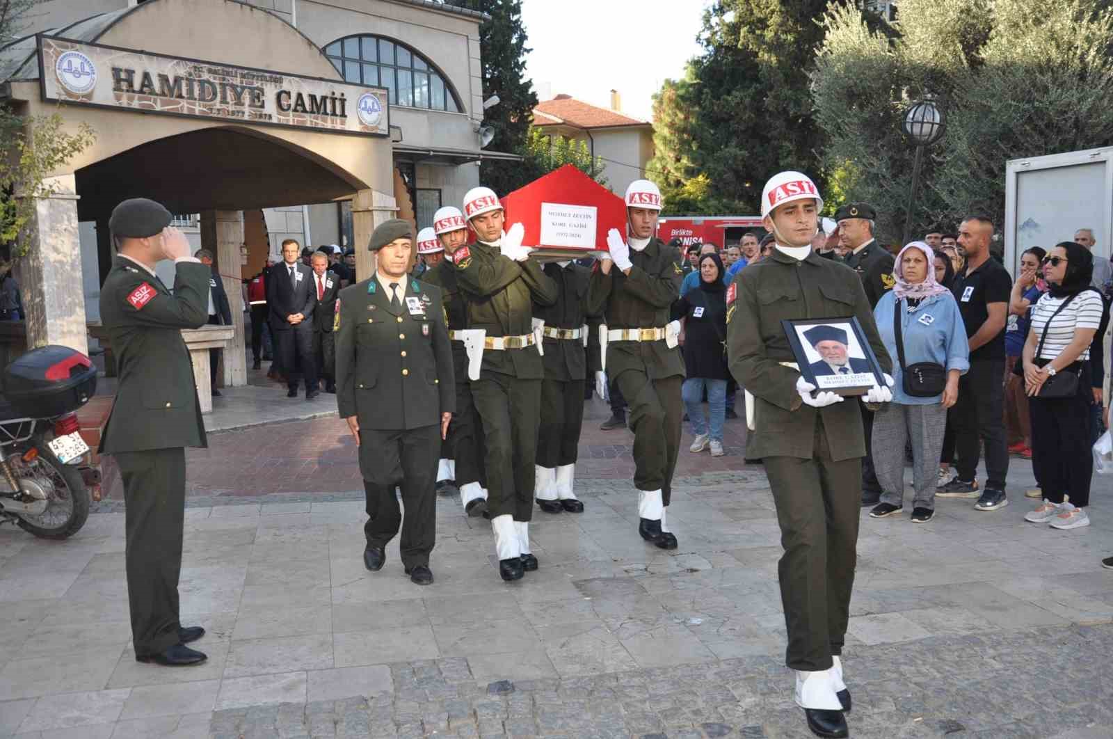 Manisa’da 92 yaşındaki Kore gazisine son görev
