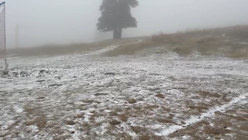 Uludağ’da beklenen kar yağışı başladı
