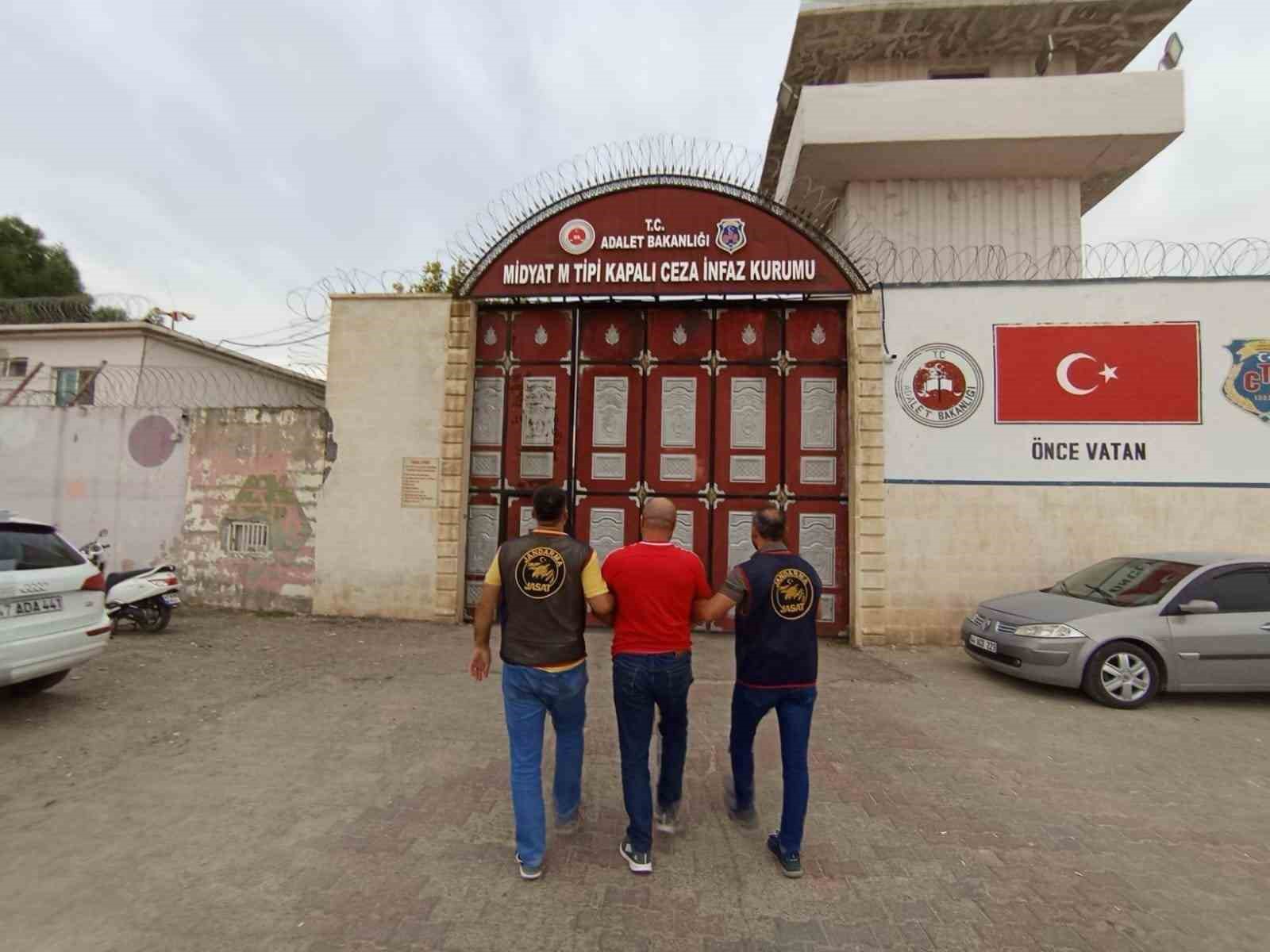 Mardin’de 8 yıl hapis cezası ile aranan firari yakalandı
