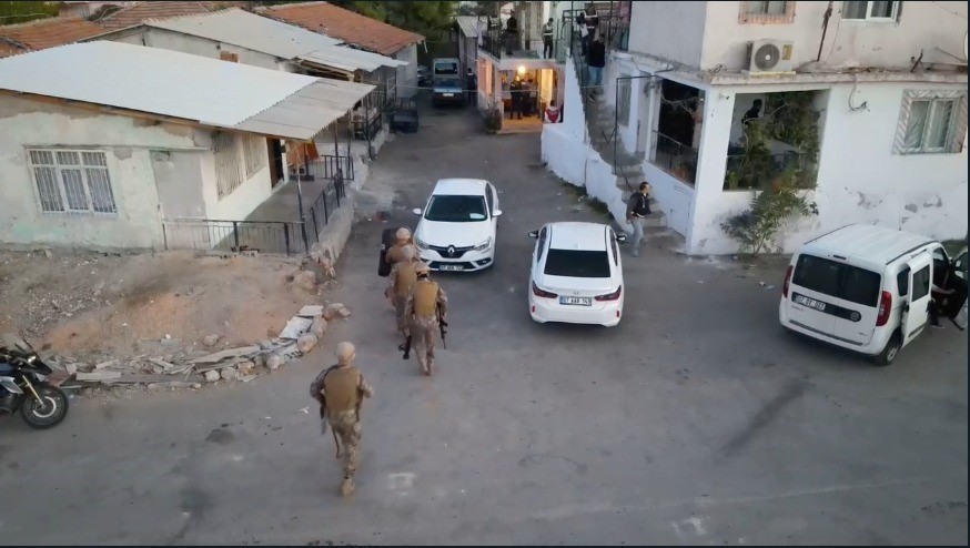 Antalya’da  Şafak07  huzur operasyonu
